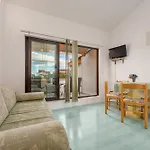 Petra Zadarvillas * بيبينيا