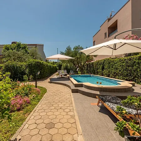 Petra Zadarvillas Bibinje