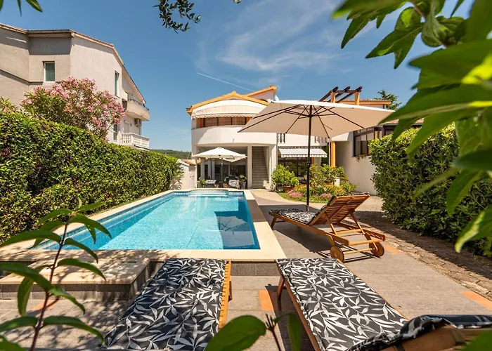 Petra Zadarvillas ビビニェ