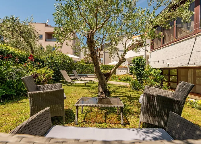 Petra Zadarvillas * Bibinje