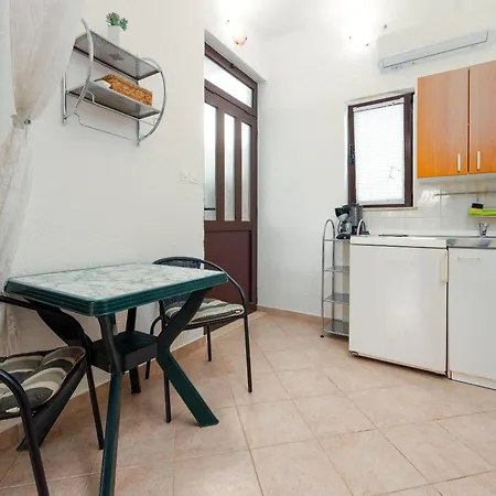 Petra Zadarvillas Willa