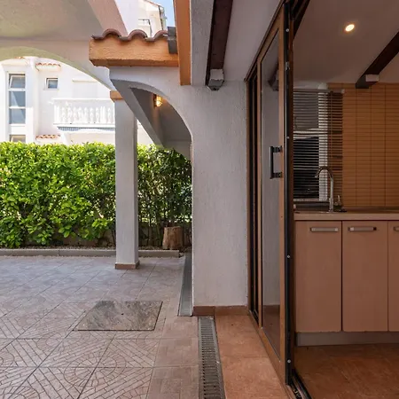 Petra Zadarvillas * Bibinje